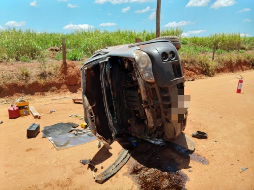 Acidente na estrada de terra do Clube 18 deixa uma pessoa morta e outra ferida