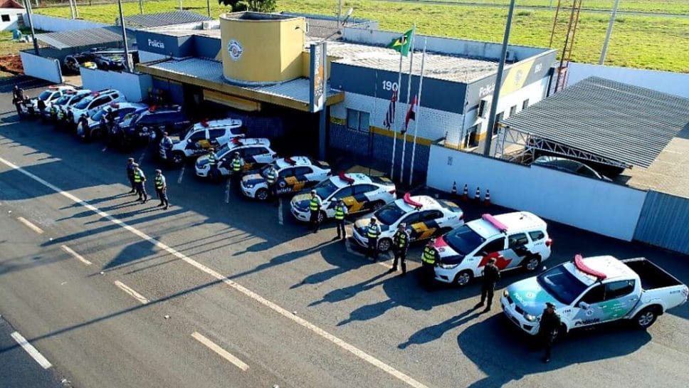 Operação da Polícia Militar prende passageiro de ônibus com 65,5 kg de maconha