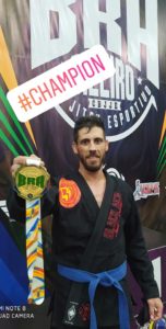 Atletas da equipe B9 de São José do Rio Pardo (SP), estiveram no último final de semana participando do Campeonato Brasileiro de Jiu-Jítsu (CBJJE), em Caieiras (SP).