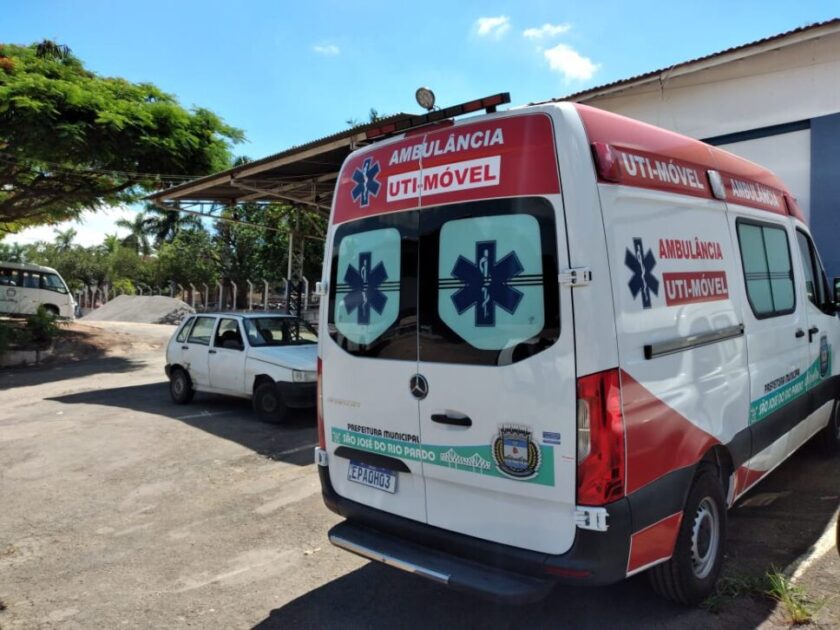 Prefeitura Municipal adquiri duas ambulâncias novas com recursos próprios