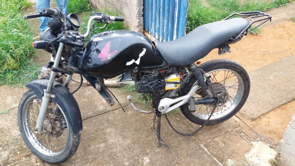 Polícia Civil de Rio Pardo apreende drogas e recupera moto furtada na cidade de Vargem Grande